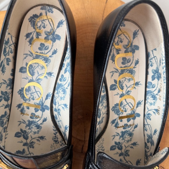 Pre-Loved GUCCI Loafer Pumps w/ Tiger Detail. Size 38 - Michele Era - Picture 2 of 9